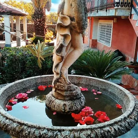 C&s Holiday Mascalucia